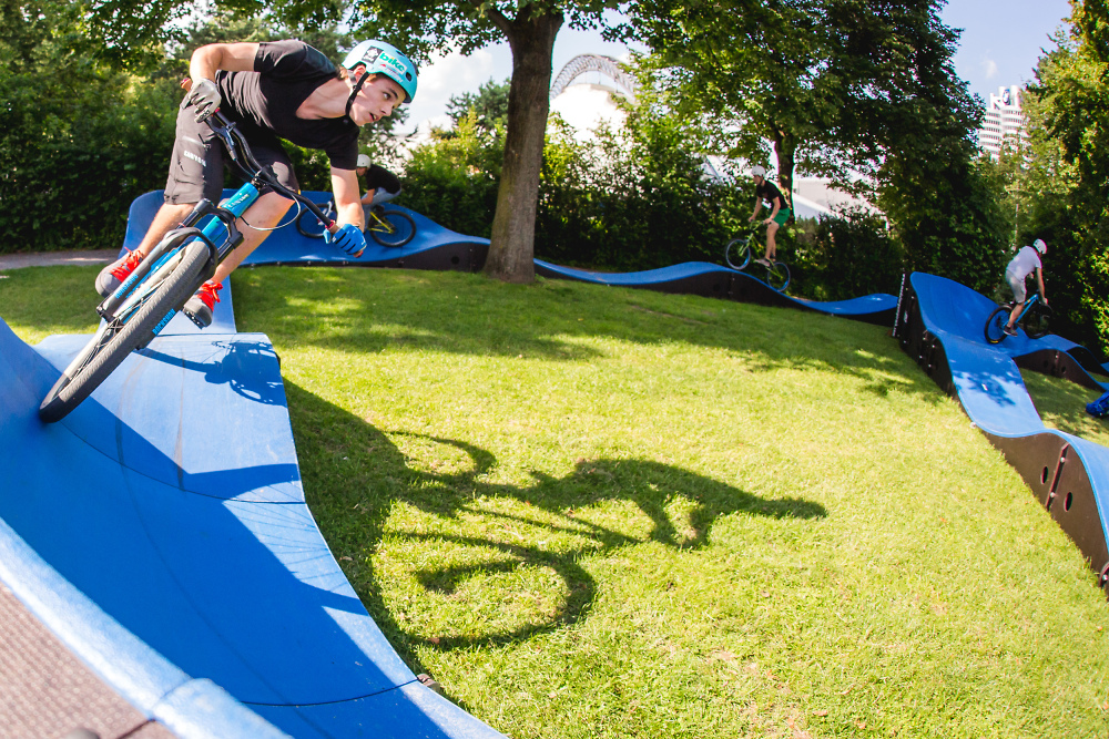 mobile pump track